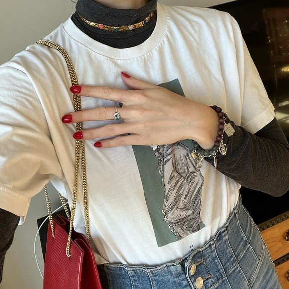 Meet your Posher, Madison - Picture 2 of 3